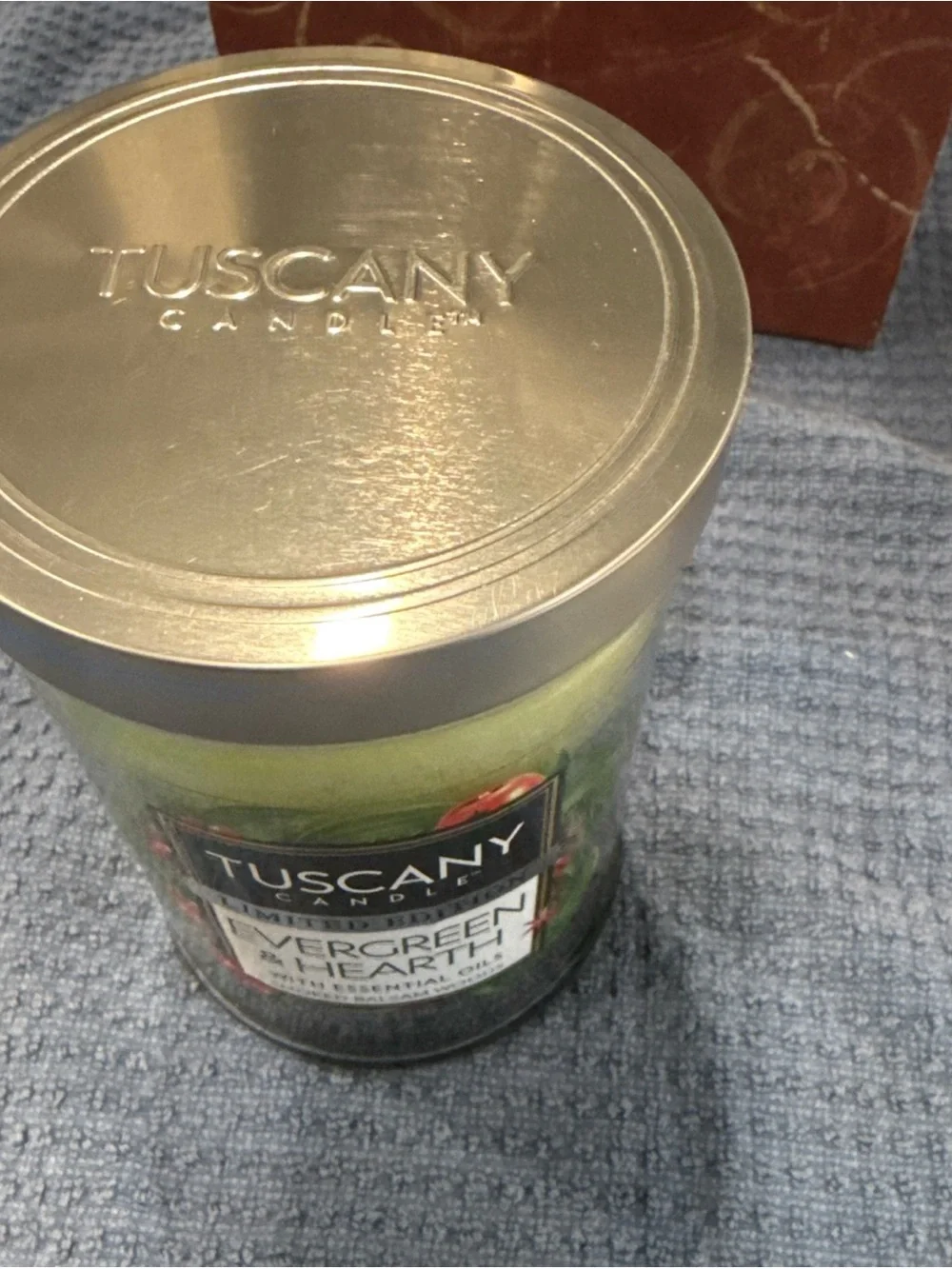 Lot of 2 Scented Candles Tuscany Evergreen & Hearth Tis The Season Jar Candles